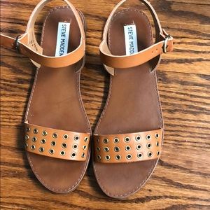 Steve Madden Women’s Rayden sandal